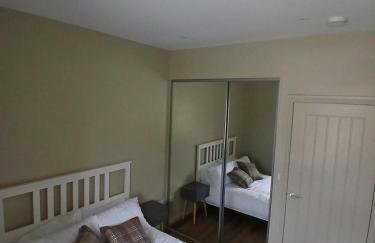 Castle View 3 bedroom with garden - Foto 17