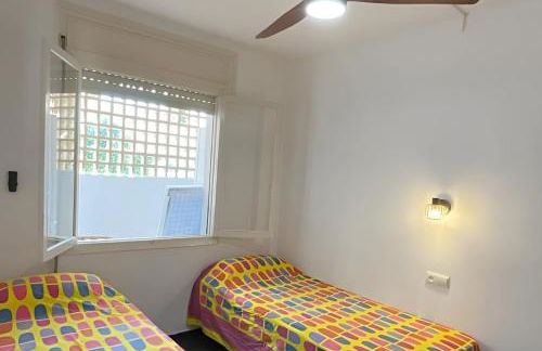 Disfruta frente al mar, a 50 metros, y desconecta - Foto 12