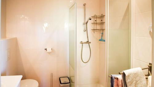 La Françonne Blanc - Gîte de charme en Provence - Foto 3, Shower