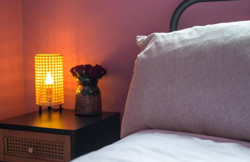 Beautiful 2 Bedroom House in Atherton, Free Parking - Foto 15