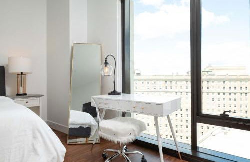 Back-Bay Lux Central 2BR Condo with Rooftop and Parking - Foto 30