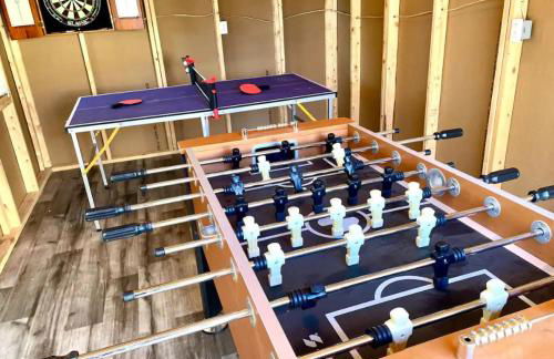 Private Ranch - Entire Home - 3 Bed Room - Hot Tub - King Bed - Fenced Yard - Pets & Kids Welcome - Game Shed - Free WiFi - Foto 4