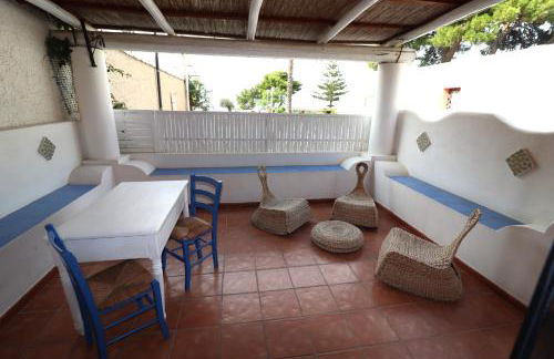 Il Nido di Malfa - in the square in Malfa - Foto 16