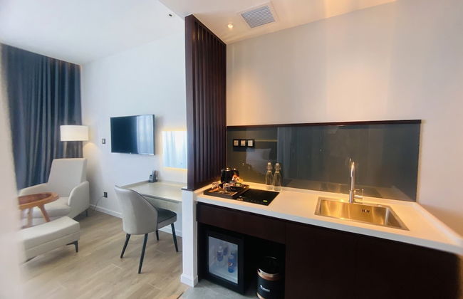 NEWCC HOTEL & SERVICED APARTMENT - Photo 23