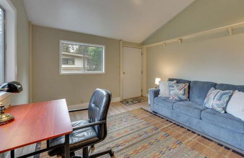 Beach and Bay Access! 5-Acre Whidbey Island Retreat - Foto 21