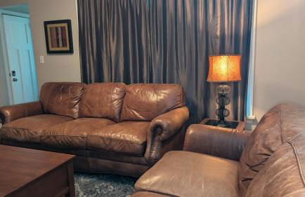 Tailgate and easy walk like a champion to ND - Foto 1