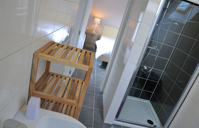 Holiday Home in Somme-leuze With Pool & Sauna - Foto 10