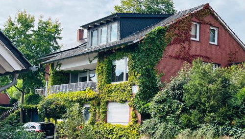 "An der alten Mühle 1" Große Fewo 110 qm, zentral gelegen, zwei Schlafzimmer, Südbalkon, Gartenterrasse & Wallbox - Foto 2