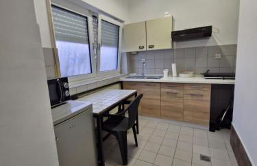Gemütliches 2-Bett Apartment an der Saar, A8, A620, - Foto 16