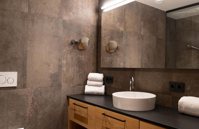 Apartment in Schrocken Near Ski Arlberg - Photo 11