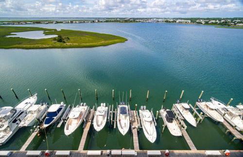 Waterfront Resort , World Class Marina & Slip - Foto 32