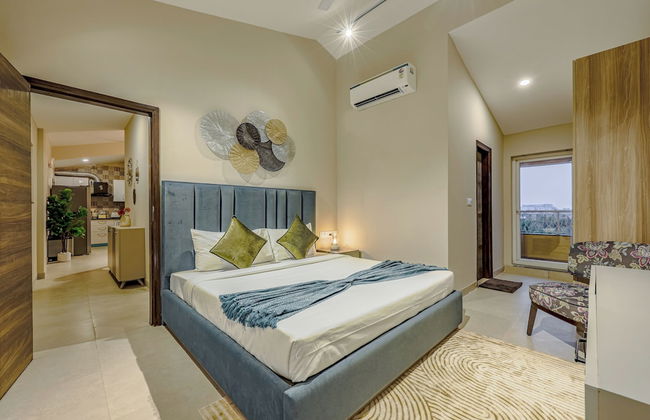 Alaya Stays Veera Serina 3 BHK with Pool - Foto 19