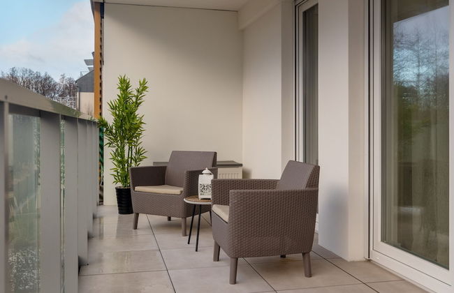 Coast Apartment With Balcony by Renters - Photo 30