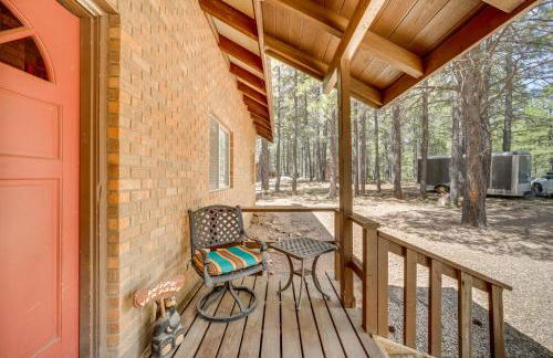 Fire Pit and Grill Spacious Forest Lakes Chalet - Foto 37