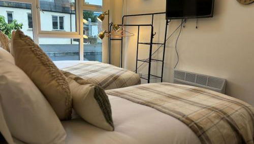 The Urban Retreat 4bdr sleep 14 - Foto 5