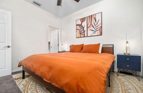 Beautiful Home, Walk to UF, Newly built - Foto 20