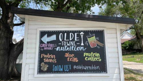 The Duke in Charming Old Towne Elkhorn - Foto 5