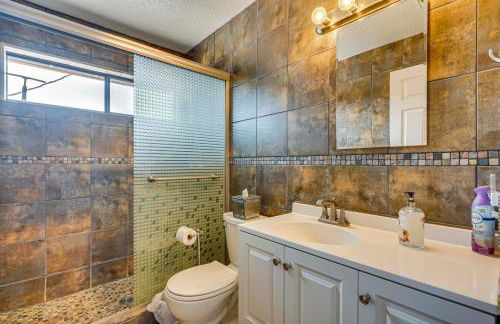 Views and Fire Pit Hilltop Retreat in Rio Rico! - Foto 17