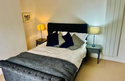 Large central 3 bedroom apartment superking 5 guests - free parking - Photo 10