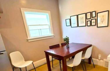 Oak Manor - Chic & Stylish 2BR Apartment Retreat - Photo 65