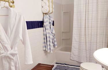 Spacious 4-Bedroom Home Near Indiana Dunes National Park - Foto 16