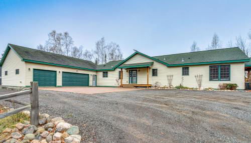 Private Lakefront Home with Game Room in Aurora! - Foto 4