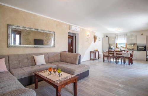 Villa Dijana East - Photo 17