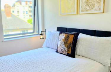 Free Parking Large Balcony Central Location - Foto 35