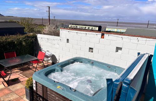 Blue Anchor House - Seaview, Hot Tub Apartments - Photo 19