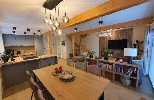 Lake HouseLubniewice domek całoroczny z jacuzzi blisko jeziora - Foto 27