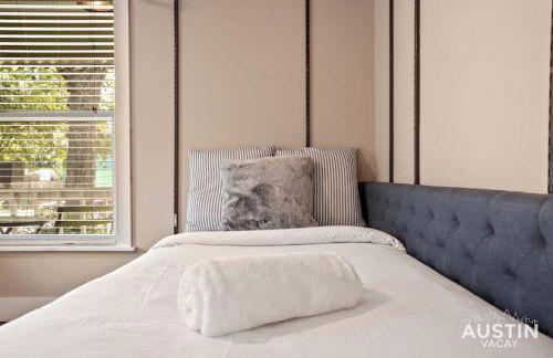 Sizable Screened in Porch w Luxury Kitchen and Bath - Foto 25