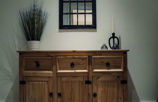 Bv Comfy Basement Apartment At Conditioning House - Foto 2