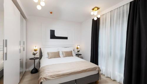 Apartment Central - 5 min with bus to Old Town, self check in 0-24h - Foto 2