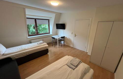 Monteure und Pendler willkommen! Komfortable 2 Zimmer Apartments in der Innenstadt - Foto 32