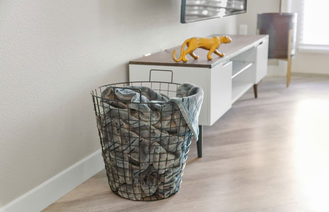 Chic Apt w Jacuzzi Lake Front Nr Casino Imax - Foto 20