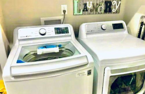 Jacksonville Blue Bungalow Retreat Comfortable 2 Bedroom Haven - Foto 17