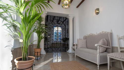 Casa Señorial La Iglesia en Gerena Sevilla Parking y Piscina - Foto 2, Lobby or reception