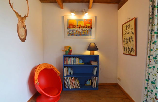 Modern Farmhouse in Chassepierre With Terrace - Photo 10