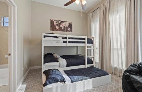 3 BD Townhome w Rooftop Terrace w Free Parking - Foto 32