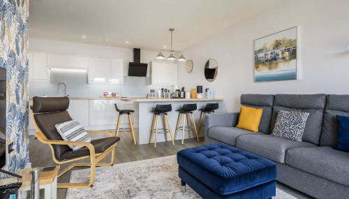 Sun-Soaked- Charming Views Overlooking the Harbour - Foto 4