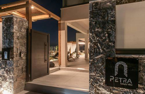 Brand new Petra Luxuria Villa with private pool - Foto 41