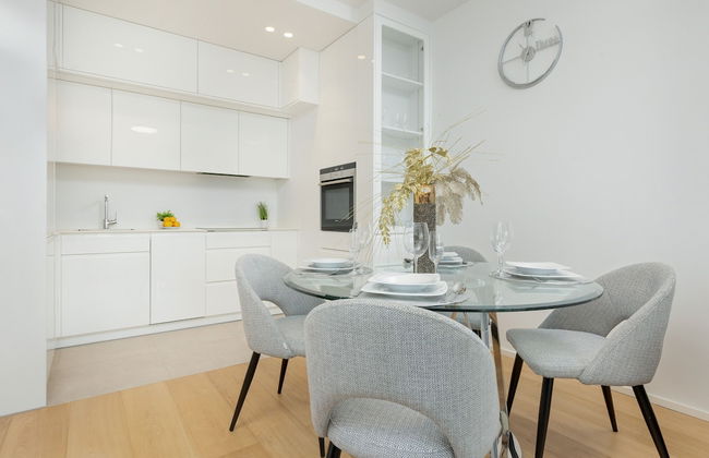 Apartment Cybernetyki 15 by Renters - Photo 8