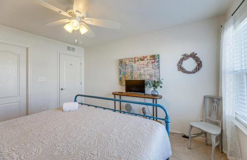 Shuttle to Beach, Relax on Patio! Millville Escape - Foto 18