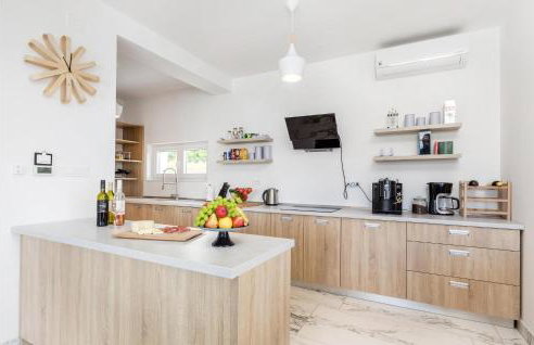 Nice Home In Udbina With Sauna - Photo 6