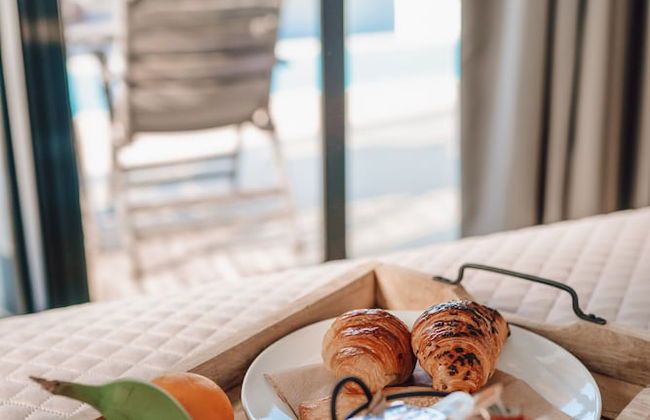 Ble Kythnos Suites - Photo 20