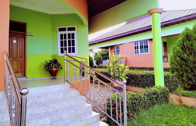 Renajoe Exclusive Centre - Photo 11