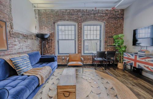 Pet Friendly 3 Bed 2 Bath steps to Beacon Hill - Foto 2