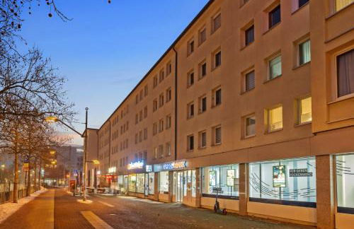 Wohlfühlapartment, Zentral, 200m zur UNI, Parkplatz, Boxspringbetten, Massagesessel, Nespresso, 1Gbit LAN & WIFI - Foto 39