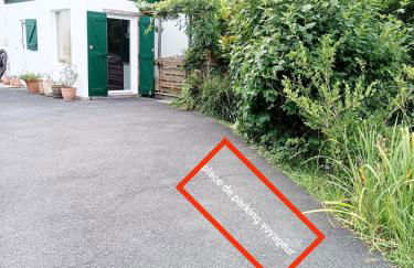 GÎTE AZKENDANTZA capacité 2 à 4 PERS ou 5 à 6 PERS supplément CARAVANE INSOLITE - Foto 2