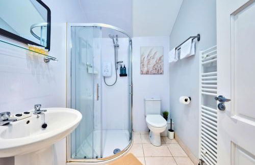 Portrush Apt with Stunning Sea Views- West Beach 5 - Foto 32